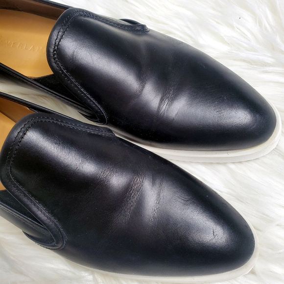 Everlane | Black Leather Street Slip-on Loafers - Picture 4 of 13
